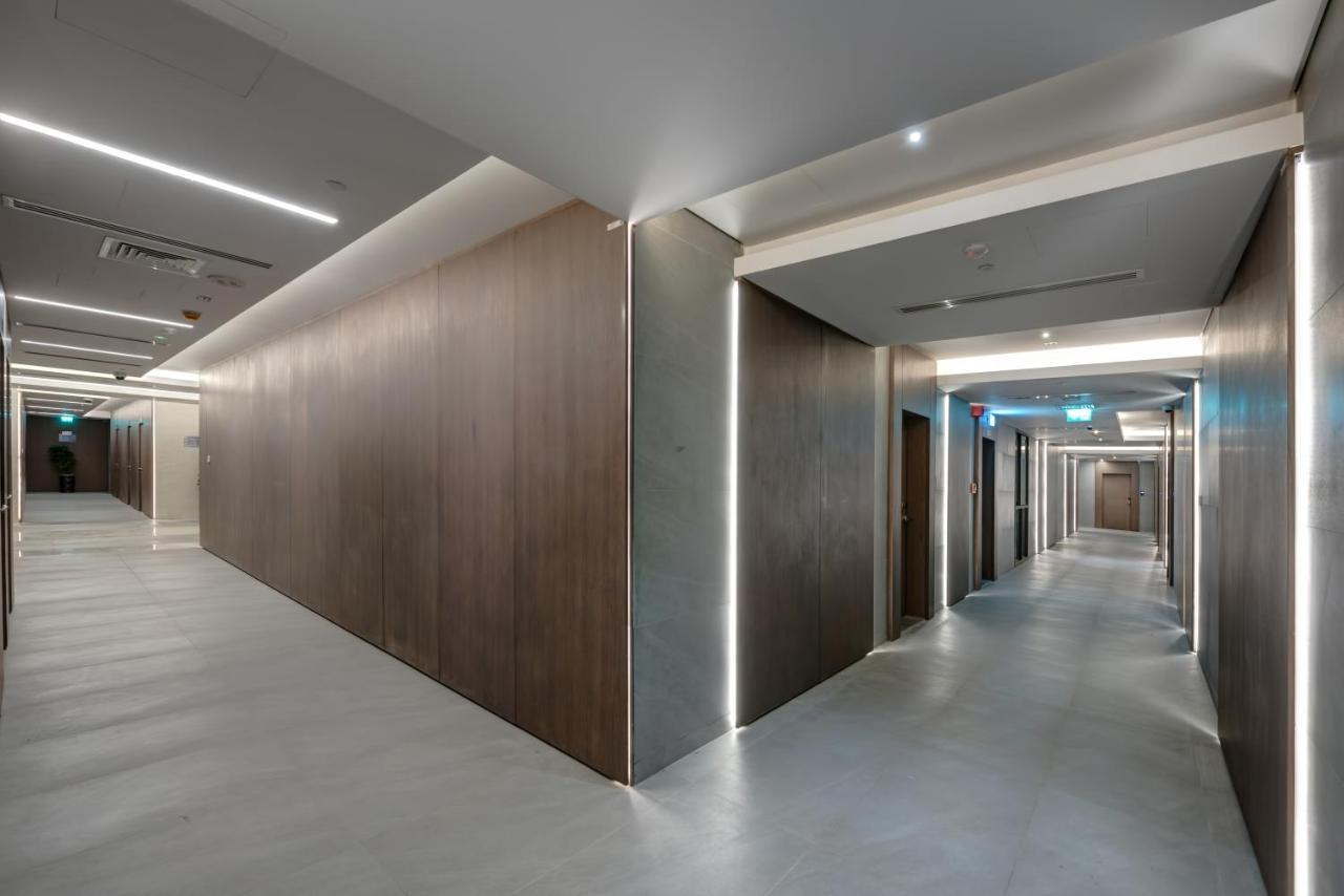 Abar Hotel Apartments Dip-1 Dubai Ngoại thất bức ảnh