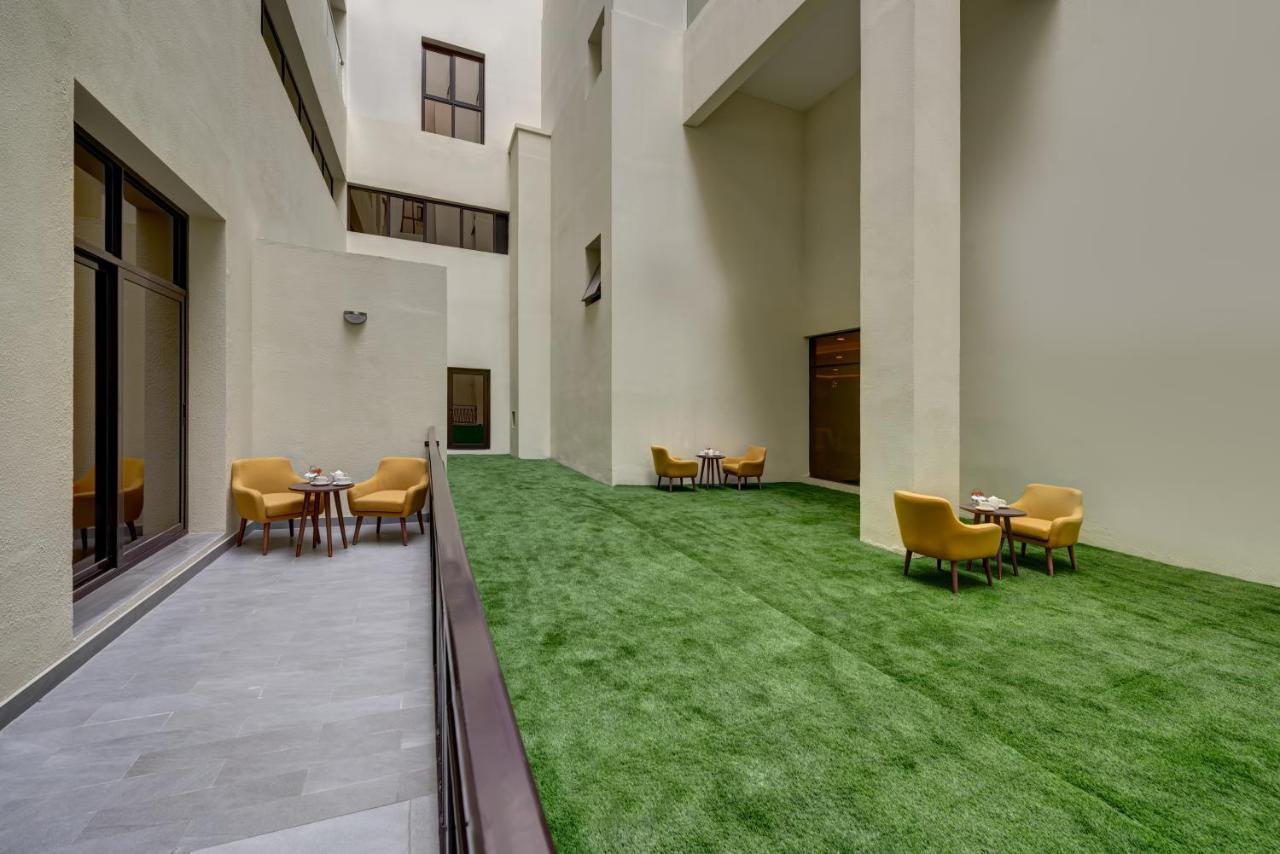 Abar Hotel Apartments Dip-1 Dubai Ngoại thất bức ảnh