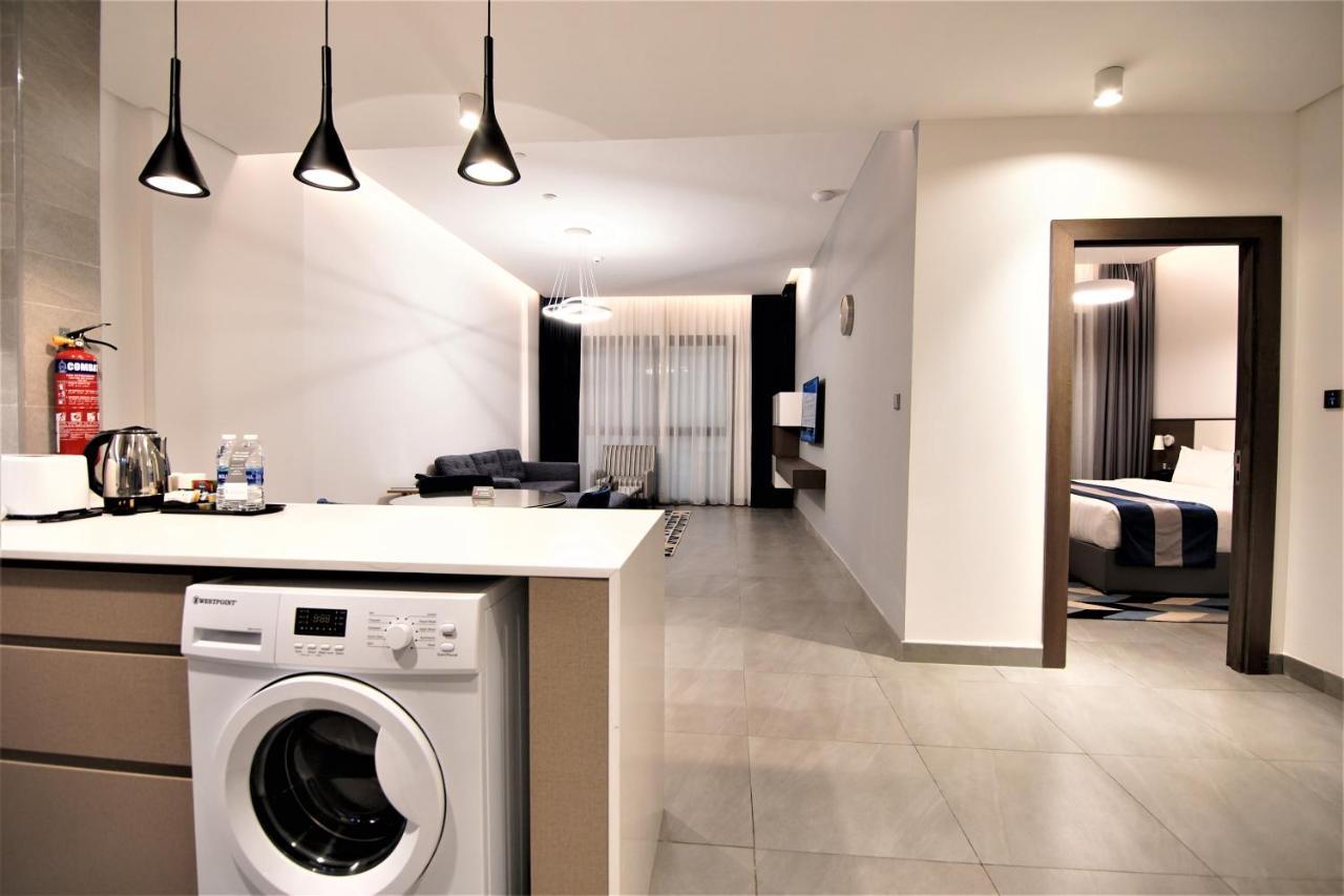 Abar Hotel Apartments Dip-1 Dubai Ngoại thất bức ảnh