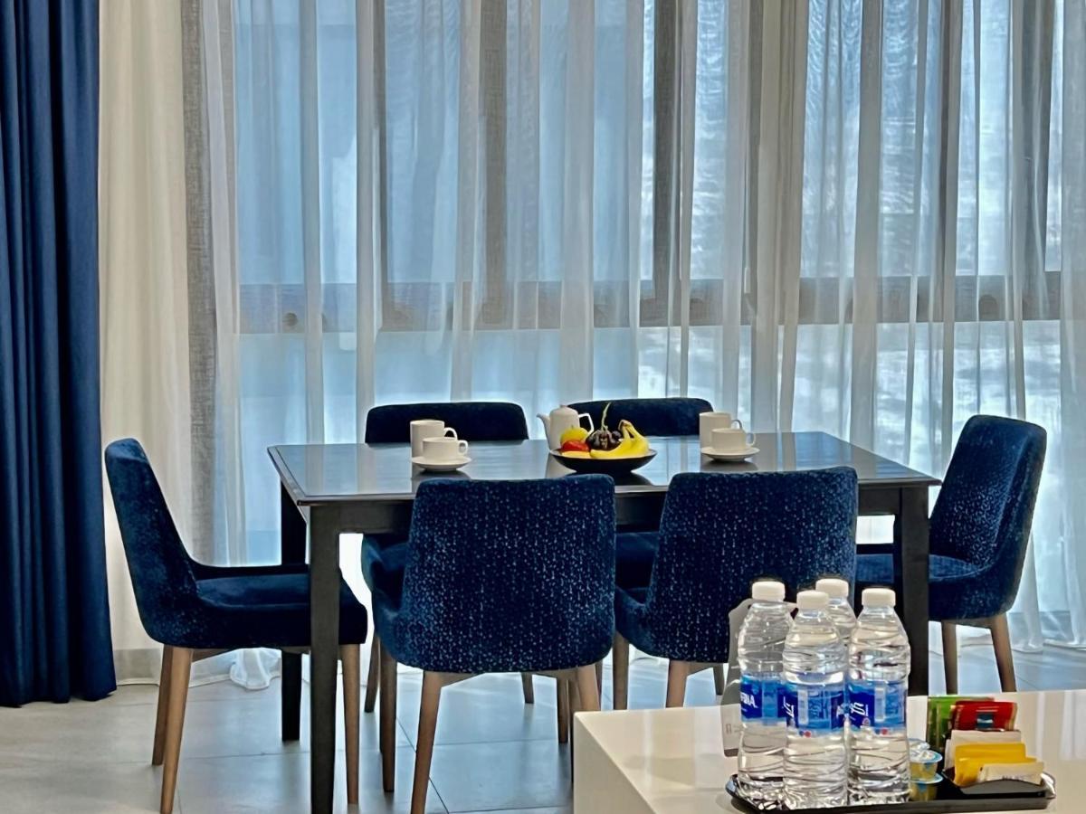 Abar Hotel Apartments Dip-1 Dubai Ngoại thất bức ảnh